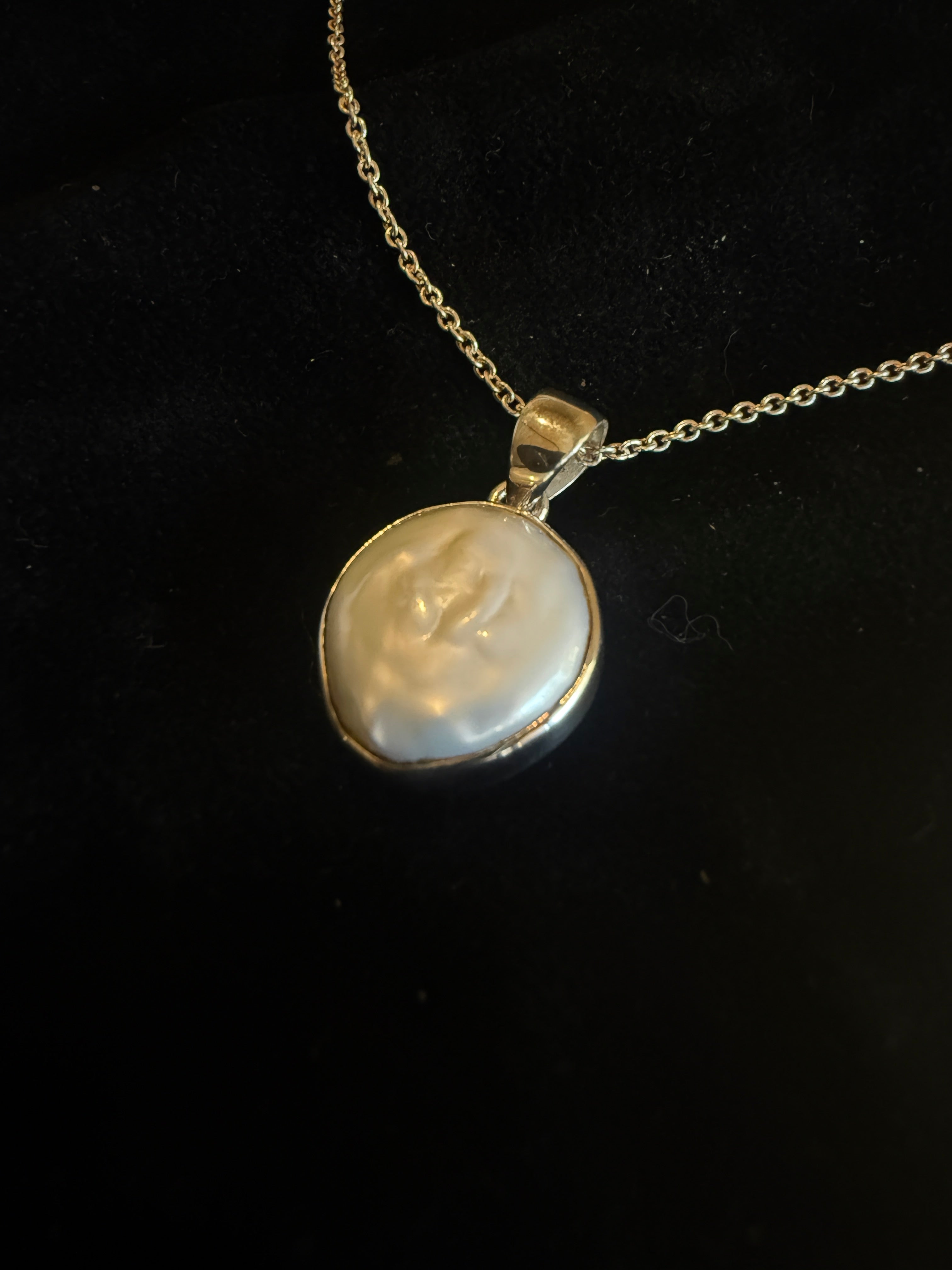 Large Baroque Mabe Freshwater Pearl Pendant – Sterling Silver